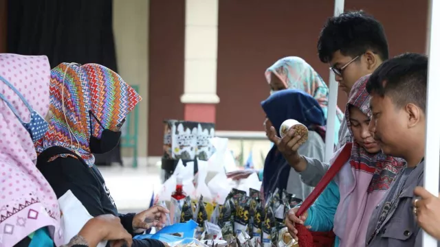 Gandeng UMKM Cirebon, GBB Luncurkan Warung Ganjaran Ramadan - GenPI.co