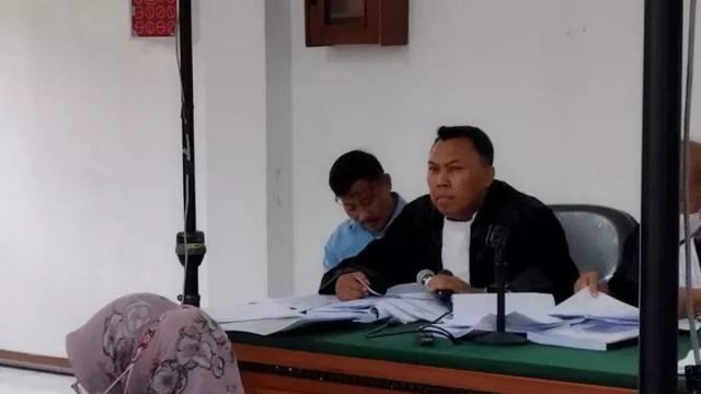 Eks Kadisnakertrans Cirebon Jual Aset, Setor ke Sunjaya Purwadisastra - GenPI.co