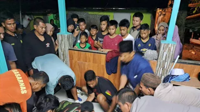 Bocah Ditemukan Tewas Seusai Terseret Arus Laut di Cilegon Banten - GenPI.co