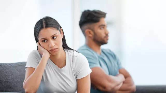 4 Ciri Kamu Terjebak dalam Hubungan Toxic, Jangan Sampai Terlena - GenPI.co