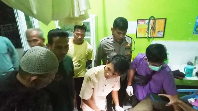 Turis asing di Simeulue Aceh Ditangkap Polisi Seusai Aniaya Warga Lokal - GenPI.co