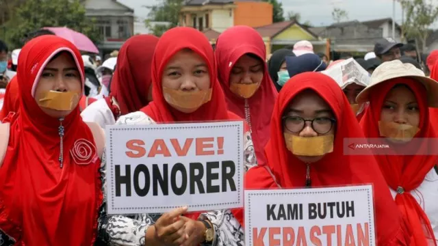 Guru Honorer Incar Kursi PPPK sebelum Non-ASN Dihapus, Begini Caranya - GenPI.co