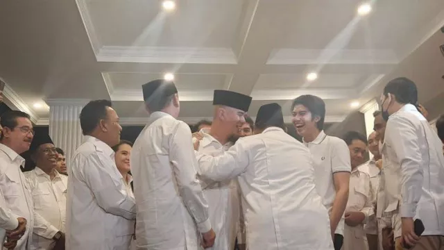 Al dan El Resmi Gabung Gerindra, Prabowo Subianto Semringah - GenPI.co