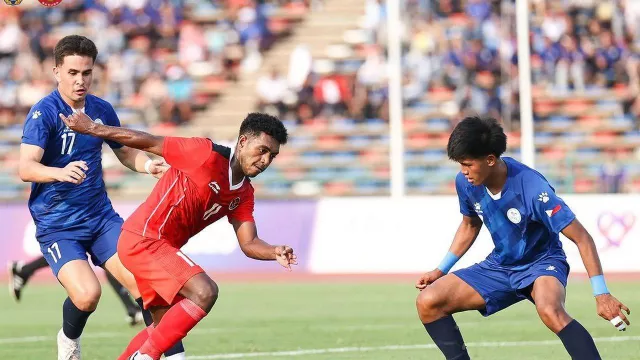 Ketika Timnas Indonesia U-22 Permalukan Bek Atletico Madrid di SEA Games 2023 - GenPI.co