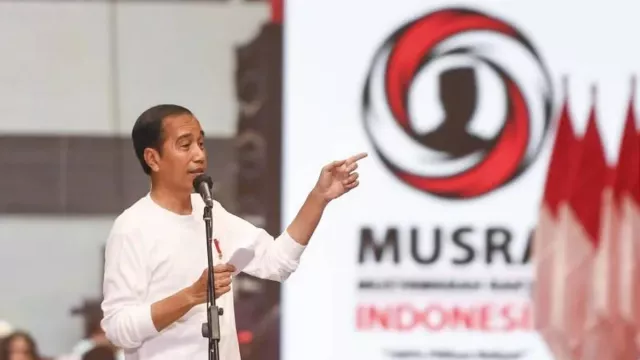 CEK FAKTA: Jokowi Tetapkan Usia Pensiun PNS 50 Tahun - GenPI.co