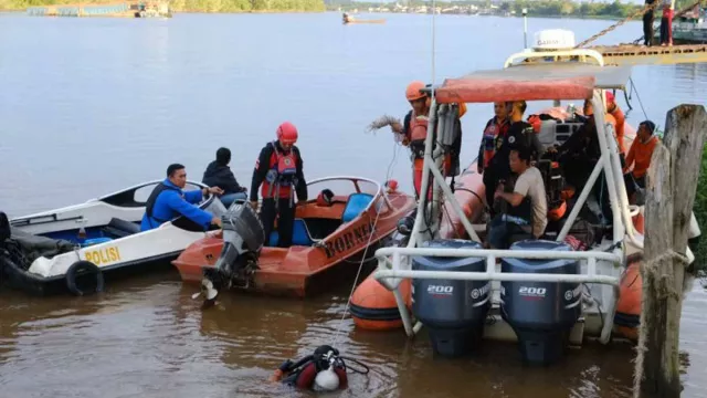 Ketua Golkar Kubu Raya Tenggelam di Sungai Kapuas Belum Ditemukan - GenPI.co