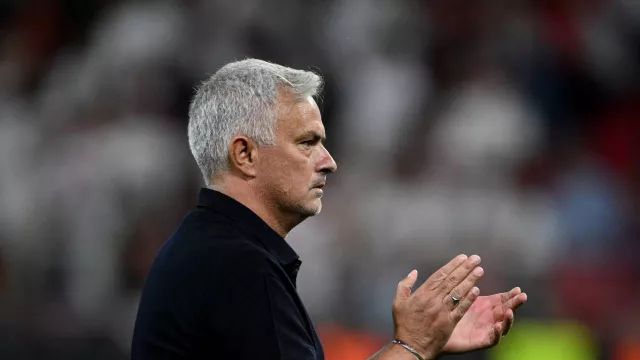 AS Roma Gagal Juara Liga Europa, Jose Mourinho: Kami Mati - GenPI.co
