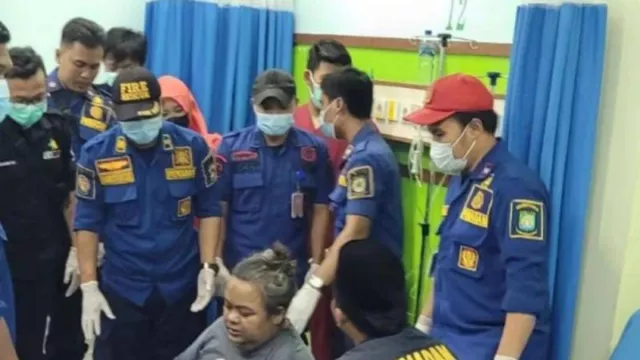 Pria Berbobot 200 Kilogram Dievakuasi ke RSUD Tangerang - GenPI.co