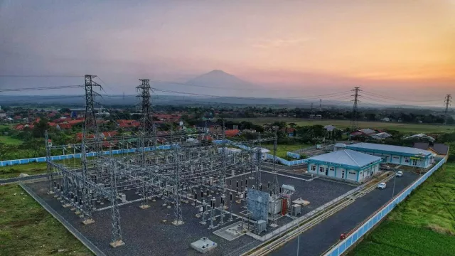 Dukung Kawasan Industri di Kabupaten Cirebon, PLN Tuntaskan Gardu Induk Baru - GenPI.co