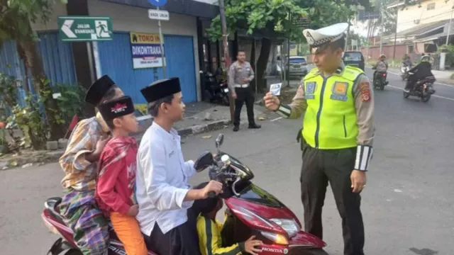 Polda Jawa Barat Tindak 10.961 Pelanggar Lalu Lintas, Terbanyak Bandung - GenPI.co