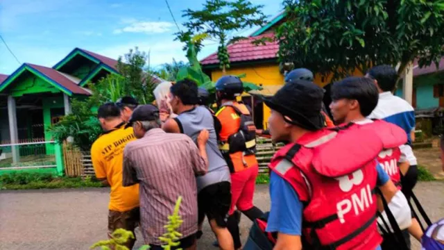 Seorang Anak Terseret Arus Sungai Talo di Bengkulu Ditemukan Meninggal - GenPI.co
