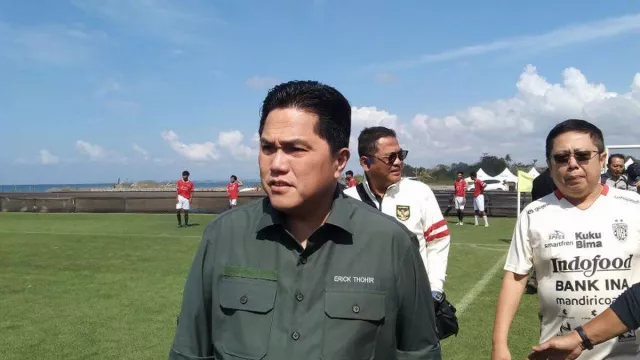 Terkait Kericuhan Fans Persik dan Arema FC, Erick Thohir Beri Sikap Tegas - GenPI.co