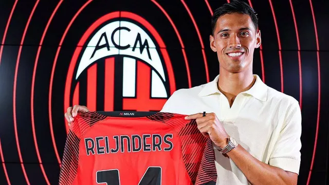 Tijjani Reijnders, Pemain Berdarah Maluku yang Pakai Nomor Keramat AC Milan - GenPI.co
