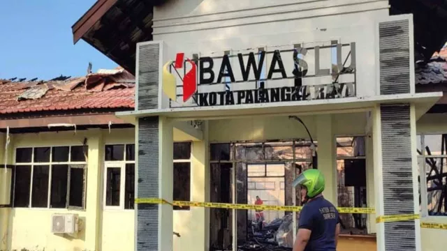 Kerugian Kantor Bawaslu Terbakar di Palangka Raya Mencapai Rp 1,2 Miliar - GenPI.co