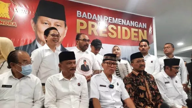 Dicap Mau Berkorban, Prabowo Didukung Mantan KASAU dan Eks Kapolda Metro Jaya - GenPI.co Dicap Mau Berkorban, Prabowo Didukung Mantan KASAU dan Eks Kapolda Metro Jaya - GenPI.co