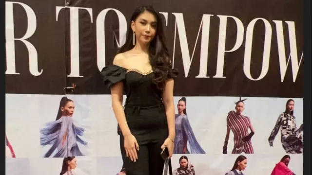 Alannys Zefanya Kambey Tampil Memukau di JF3 Fashion Festival 2023 - GenPI.co