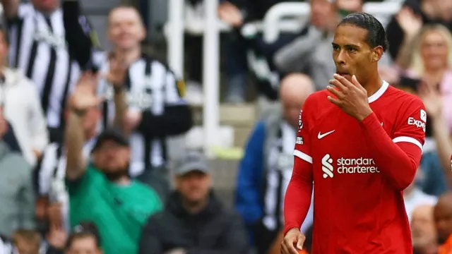 Virgil van Dijk Beri Peringatan ke Liverpool Jelang Lawan Man Utd - GenPI.co