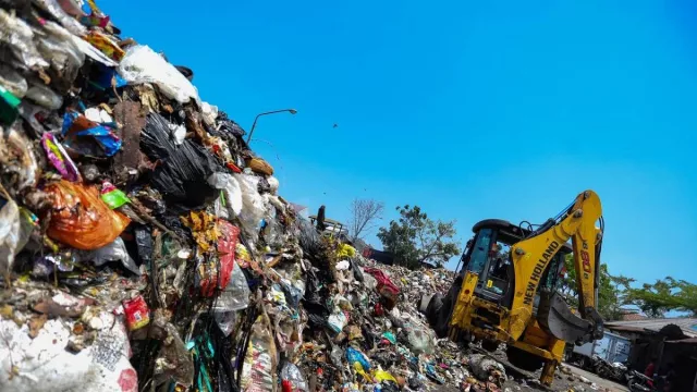 12 Ribu Ton Sampah Perlu Diatasi, Pemkot Bandung Siapkan Lokasi Pembuangan Darurat - GenPI.co
