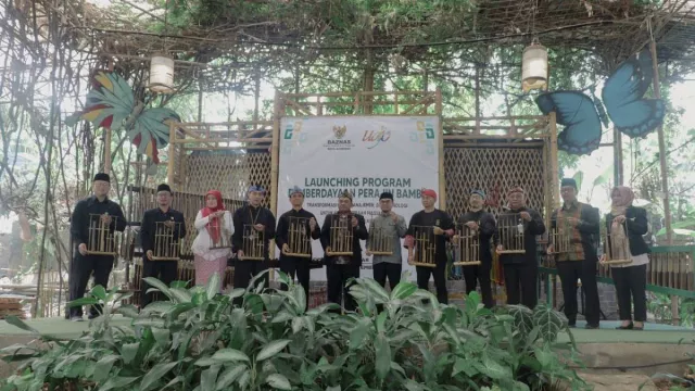 Baznas Ambil Peran untuk Tingkatkan Kesejahteraan Perajin Angklung - GenPI.co