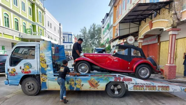 3 Mobil Mewah Andhi Pramono Disembunyikan di Batam, Disita KPK - GenPI.co