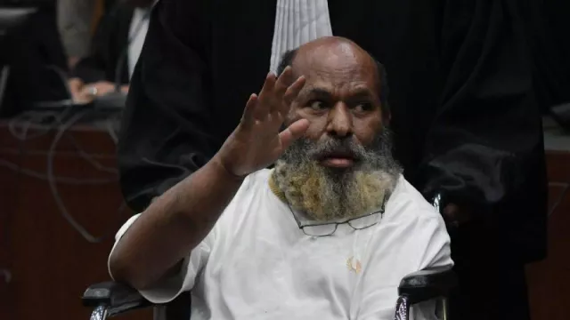 Terbukti Bersalah, Mantan Gubernur Papua Lukas Enembe Divonis 8 Tahun Penjara - GenPI.co