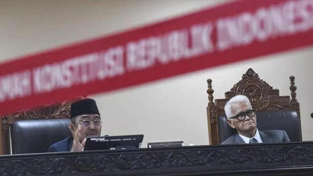 Denny Indrayana Sebut MKMK Harusnya Bisa Batalkan Putusan MK - GenPI.co