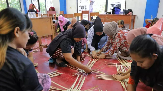 Manuver Jitu Ganjar Muda Padjadjaran untuk Kembangkan Ekonomi Sukabumi - GenPI.co