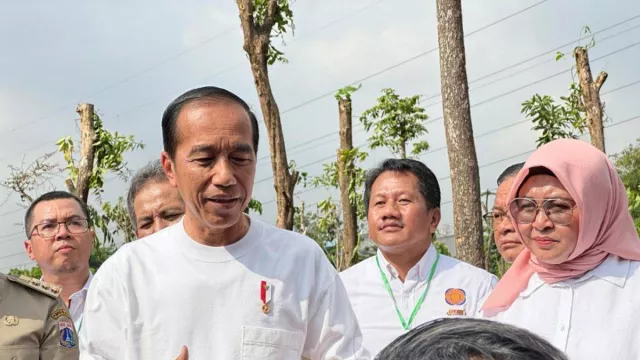 Respons Jokowi soal Kritik Megawati Singgung Penguasa Seperti Orde Baru - GenPI.co