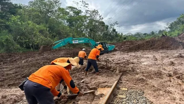 Tertimbun Longsor, Jalur Rel Ganda Purwokerto-Cirebon Terus Diperbaiki - GenPI.co