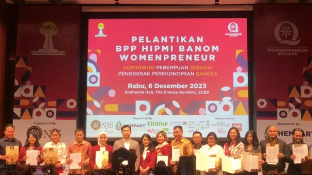 Banom Womenpreneur BPP HIPMI, Zulkifli Hasan Sebut Perempuan Kunci Kesuksesan - GenPI.co