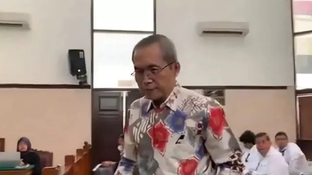 Alexander Marwata Respons soal Permintaan Firli Bahuri Jadi Saksi Meringankan - GenPI.co Alexander Marwata Respons soal Permintaan Firli Bahuri Jadi Saksi Meringankan - GenPI.co
