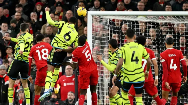 Imbangi Liverpool di Anfield, Arsenal Bakal Juara Liga Primer Inggris? - GenPI.co