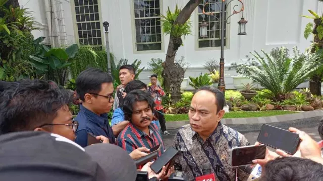 Budi Arie: Jokowi Dukung Prabowo Subianto dan Gibran Tidak Pakai Fasilitas Negara - GenPI.co