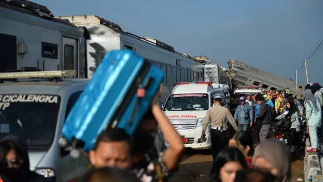 Kecelakaan Kereta di Bandung, 3 Orang Meninggal Dunia - GenPI.co