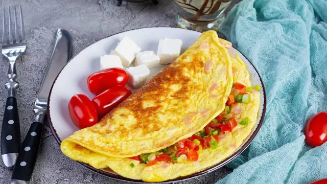 Resep Omelet Tomat dengan Bahan Sederhana, Rasanya Luar Biasa Memanjakan Lidah - GenPI.co
