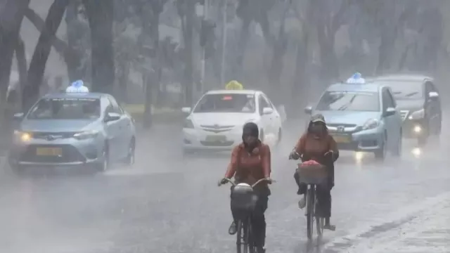 BMKG: Sebagian Besar Ibu Kota Provinsi di Indonesia Diguyur Hujan Hari Ini - GenPI.co