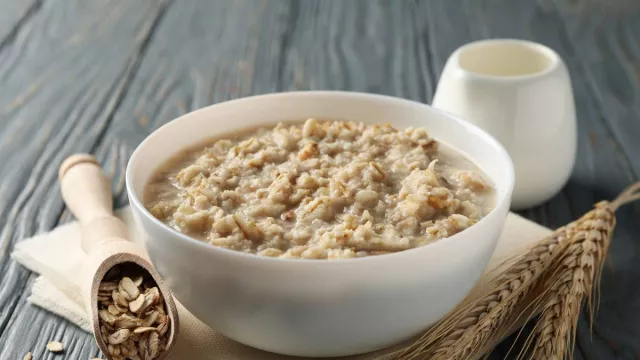 4 Manfaat Kesehatan Bakal Kamu Rasakan Jika Konsumsi Oatmeal Selama Seminggu - GenPI.co