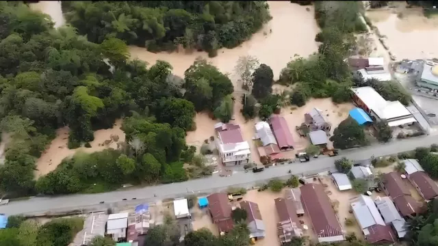 100 Rumah di Mangkupadi Kalimantan Utara Terendam Banjir - GenPI.co