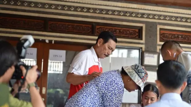 Luhut Binsar Pandjaitan Ogah Jadi Menteri Jika Ada Tawaran dari Presiden Terpilih - GenPI.co