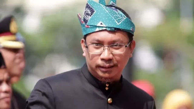 Bupati Sidoarjo Penuhi Panggilan KPK Hari Ini - GenPI.co