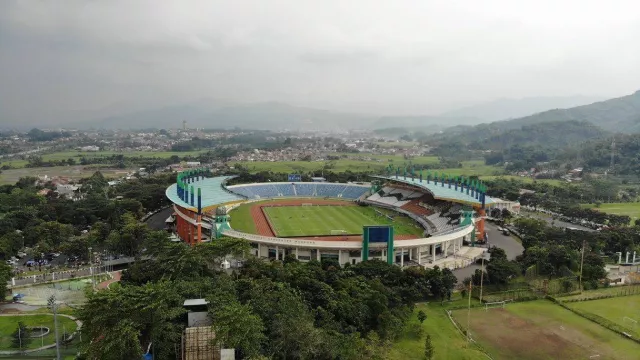 Kena Sanksi Pertandingan Tanpa Penonton, Persib Bandung Ajukan Banding - GenPI.co