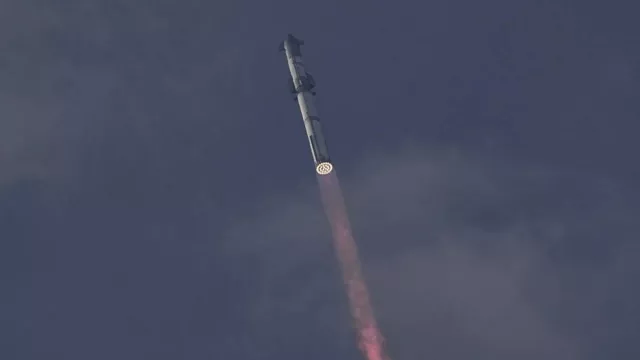 Hampir Selesaikan Uji Penerbangan Megaroket, SpaceX Kehilangan Pesawat Ruang Angkasa - GenPI.co
