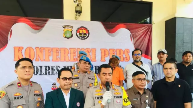 Dokter Gadungan Ditangkap di Bekasi, Ini Motifnya - GenPI.co