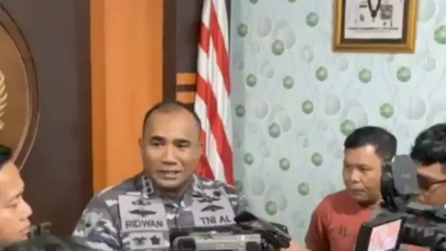 Danlanal Ternate Copot Komandan Pos dan Proses Hukum Oknum Penganiaya Wartawan - GenPI.co Danlanal Ternate Copot Komandan Pos dan Proses Hukum Oknum Penganiaya Wartawan - GenPI.co