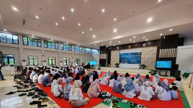 Jalankan Semangat Kebersamaan, PLN UIP JBT Gelar Safari Ramadhan - GenPI.co