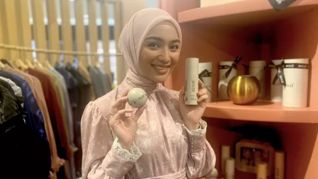 Tekuni Bisnis, Citra Kirana Luncurkan Produk Skincare Chante Essentia - GenPI.co