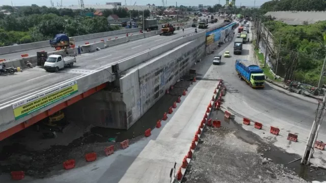 Mudik Lebaran, Jembatan Kaligawe Tol Semarang-Demak Dibuka - GenPI.co