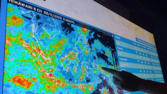 BMKG: Waspada Hujan Lebat Disertai Petir atau Kilat di 29 Provinsi - GenPI.co