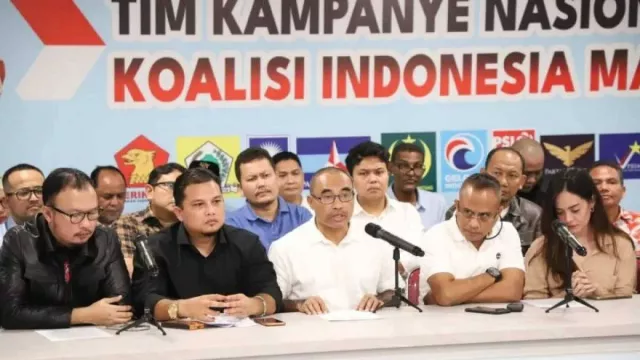 TKN: 100 Ribu Pendukung Prabowo-Gibran Aksi di MK untuk Jawab Tuduhan Disuap Bansos - GenPI.co