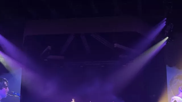Konser di Jakarta, Elijah Woods Curhat soal Tunangannya - GenPI.co Konser di Jakarta, Elijah Woods Curhat soal Tunangannya - GenPI.co